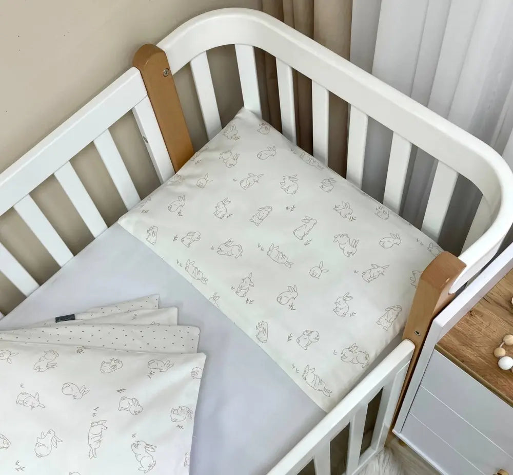 Babybettwäsche Traumland – Baby Mix Häschen