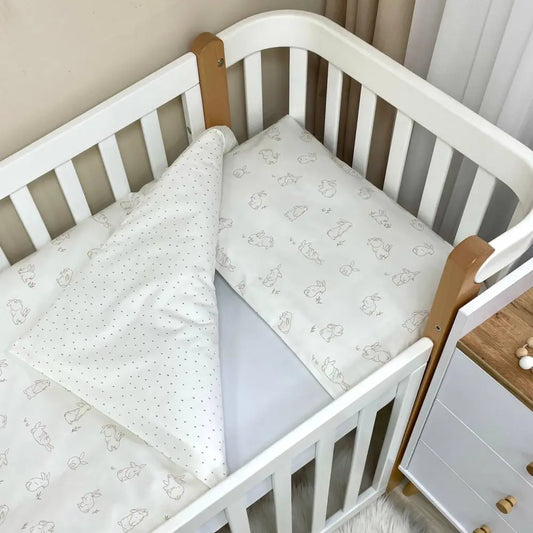 Babybettwäsche Traumland – Baby Mix Häschen