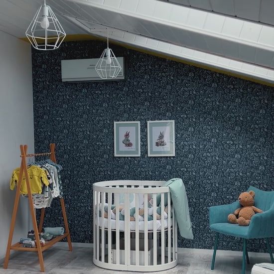 Video: Schaukelsystem für das Babybett Veres Rom im Einsatz – zeigt den beruhigenden Schwingprozess.